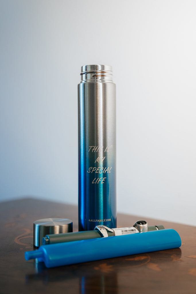 4AllFamily France - Rambler - Pochette Isotherme Réfrigérante pour Voyager avec Insuline et Médicaments - Couleur Bleue - Photo de clients